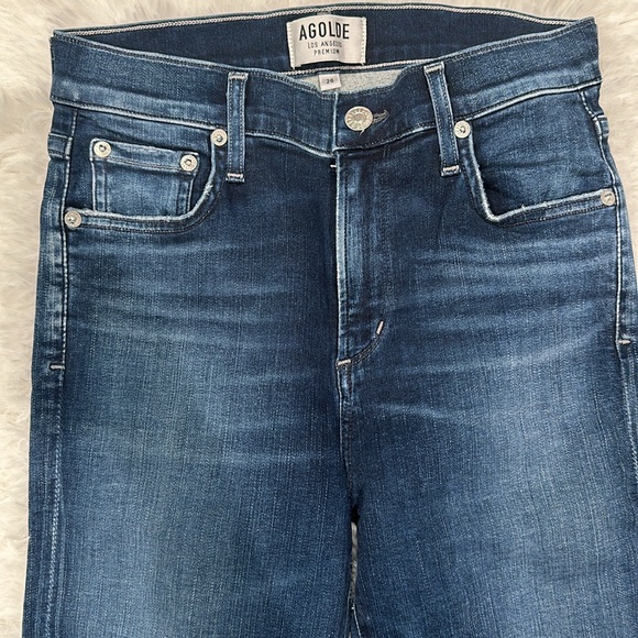 A GOLDIE CROPPED SKINNY JEAN! soooo cute dark wash size 26 9.5 inch front rise - Picture 2 of 5